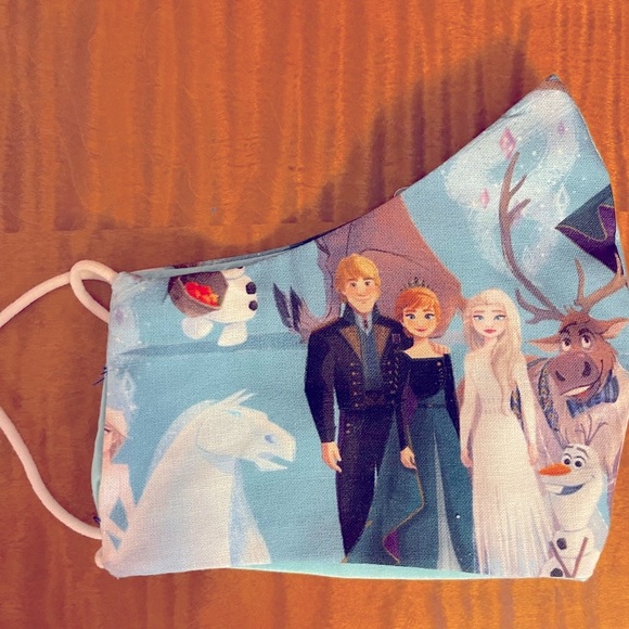 NEW Frozen FACE MASK - Picture 2 of 2